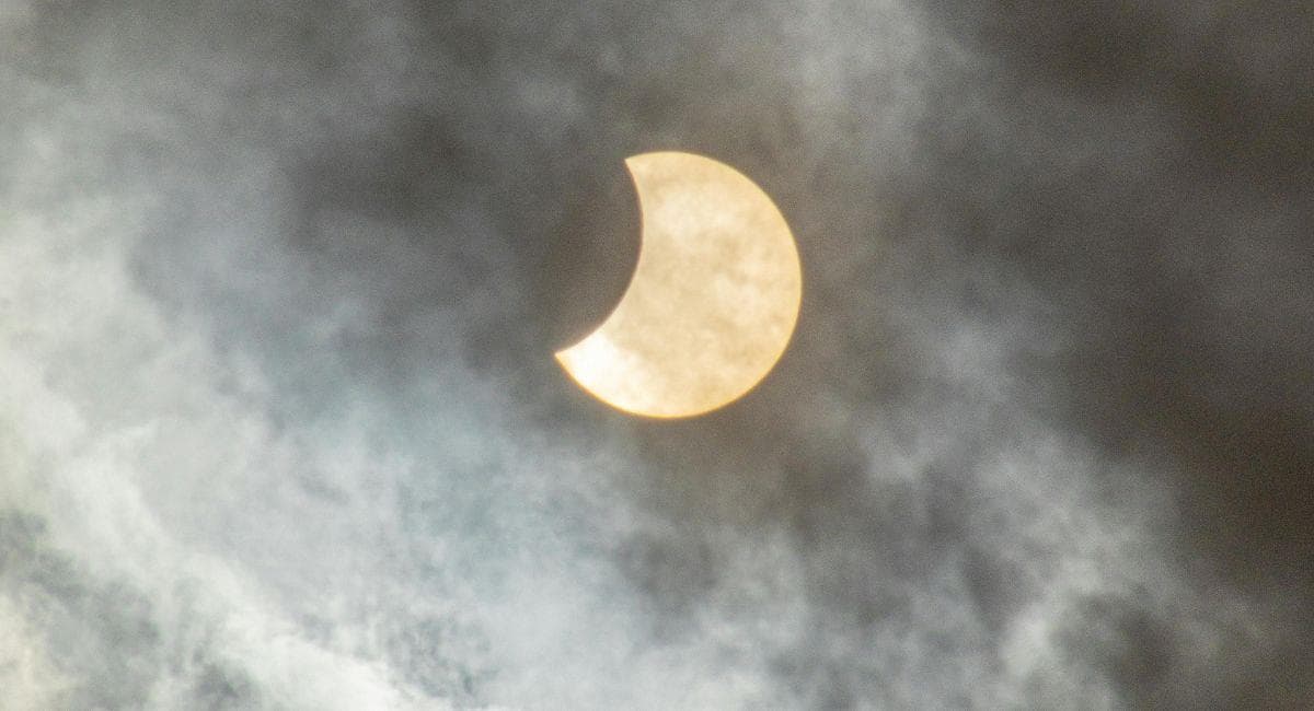 ECLIPSE ANULAR DE SOL SE VERA DE MANERA PARCIAL EN BOLIVIA