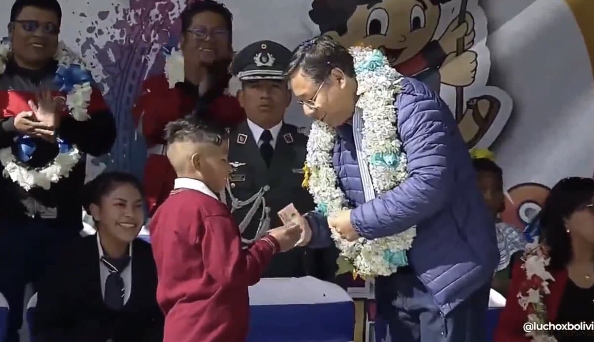 ARCE DA INICIO AL PAGO DEL BONO JUANCITO PINTO 2024 E INSTA ‘A LOS NIÑOS NO SE TOCAN’