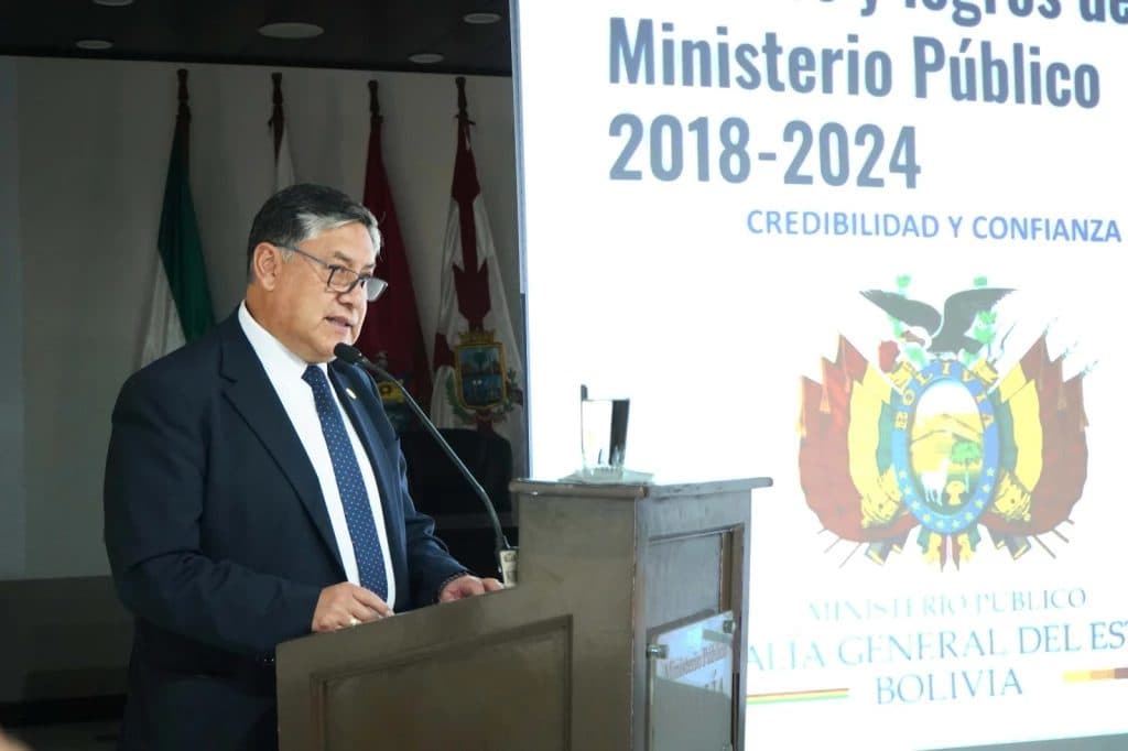 LANCHIPA PRESENTA INFORME DE GESTIÓN Y DICE QUE SE VA CON LA “CONCIENCIA TRANQUILA”