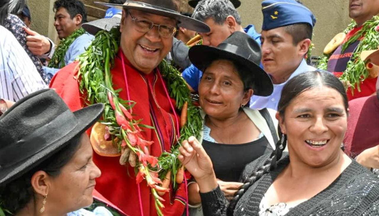 “LAS AMAS DE CASA VAN A SONREÍR CUANDO VAYAN A LOS MERCADOS Y VEAN QUE LOS PRECIOS ESTÁN MEJOR” DICE ARCE