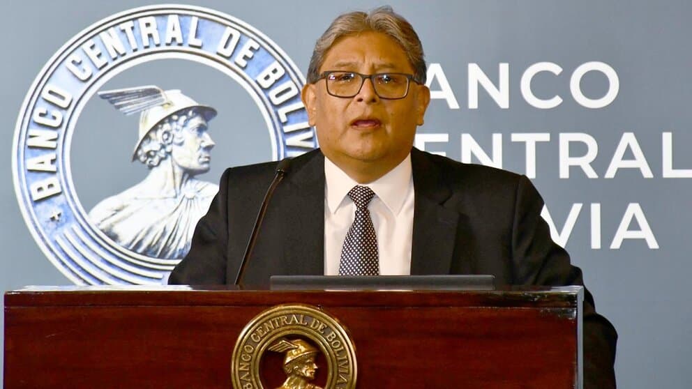 BCB DEJA SIN EFECTO RESOLUCIÓN SOBRE RESERVAS DE ORO