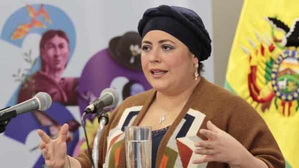 GOBIERNO REITERA VOLUNTAD DE DIÁLOGO PERO SIN CANDIDATURA DE EVO