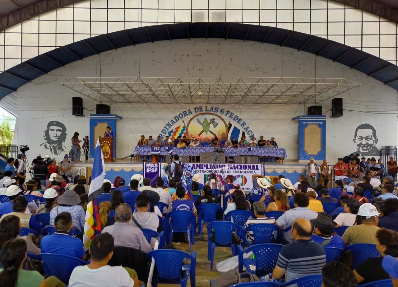 REUNIÓN EVISTA DEFINE NUEVA MARCHA A LA PAZ