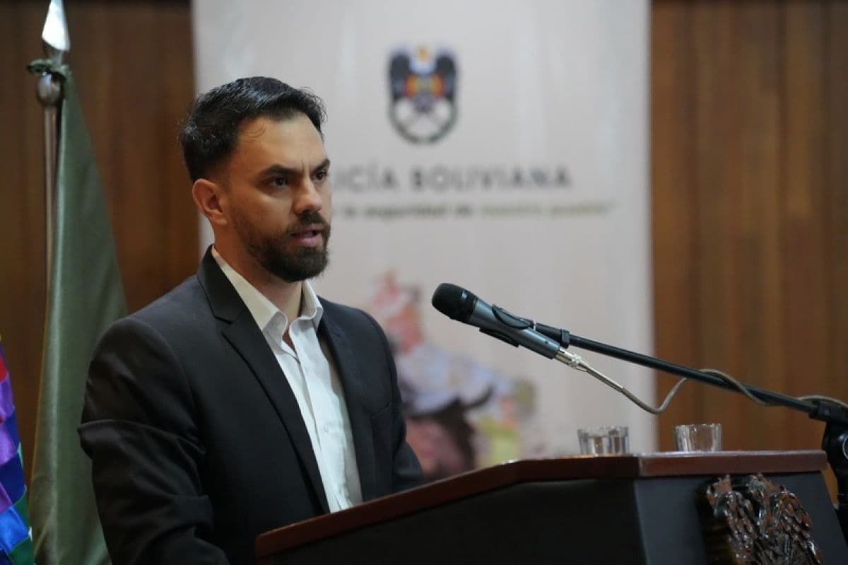 MINISTRO DE GOBIERNO CONFIRMA LA APREHENSIÓN DE HUMBERTO CLAROS, LÍDER ‘EVISTA’