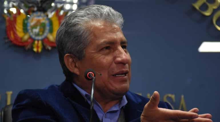 ‘LA PACIENTE TIENE LÍMITES’ DICE EL MINISTRO DE DEFENSA AL JUSTIFICAR INTERVENCIÓN DE BLOQUEOS.