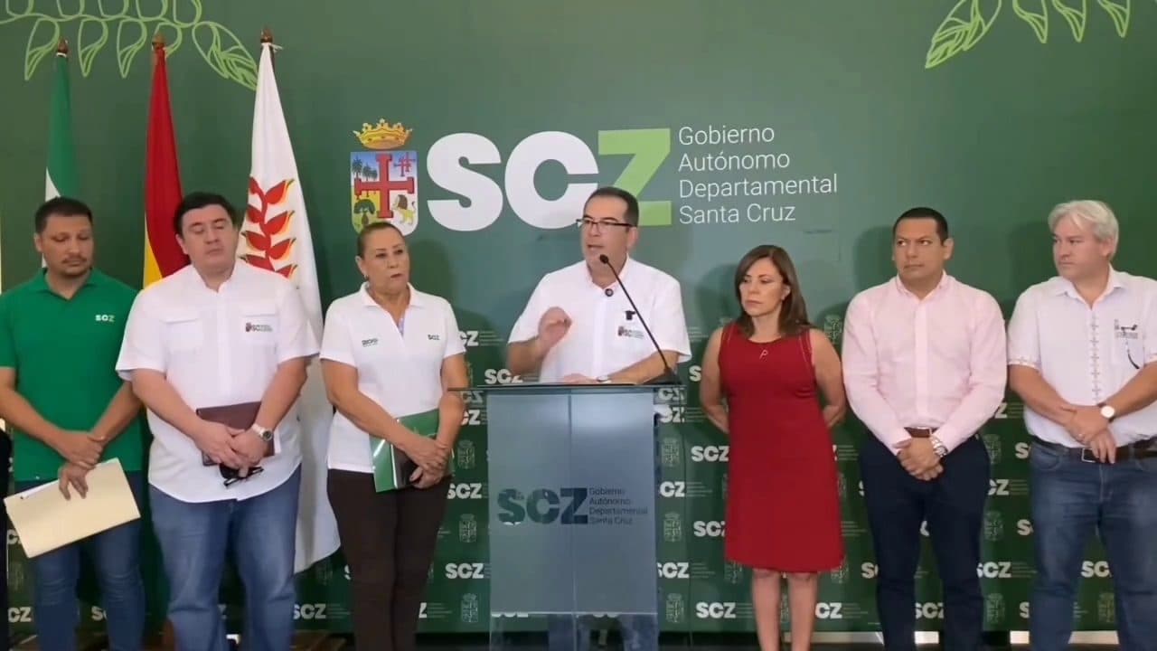 GOBERNACIÓN CRUCEÑA PROPONE LIBERAR LA IMPORTACIÓN DE COMBUSTIBLES