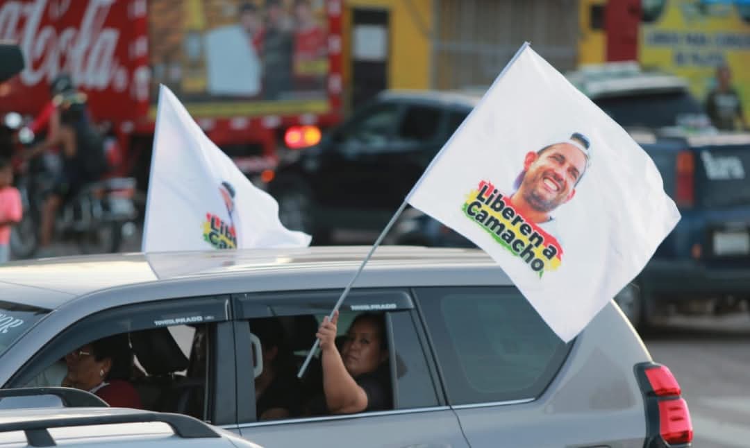 CARAVANA EXIGE LIBERTAD DE LUIS FERNANDO CAMACHO TRAS DOS AÑOS DE RECLUSIÓN