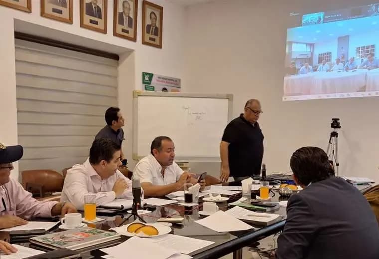 GANADEROS PROPONEN MESA TÉCNICA PARA PAUSA EN LA REVISIÓN DE LA FUNCIÓN SOCIAL Y ECONÓMICA SOCIAL