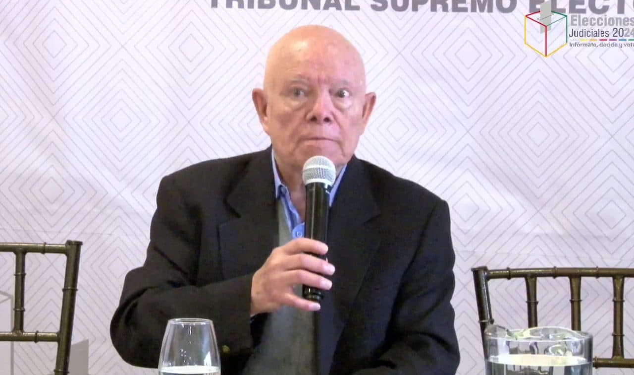 ‘A LOS BOLIVIANOS NO LES GUSTA ESTE SISTEMA DE ELECCIÓN DE JUECES’ DICE AL TSE