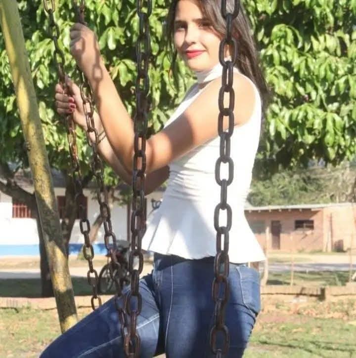 EX REINA DE BELLEZA DETENIDA CON 350 KILOS DE DROGA EN ARGENTINA