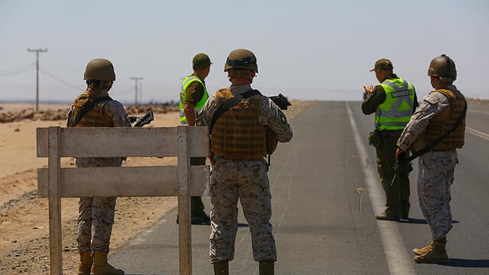CHILE LIBERA A TRES MILITARES BOLIVIANOS TRAS CONSTATAR INGRESO ACCIDENTAL
