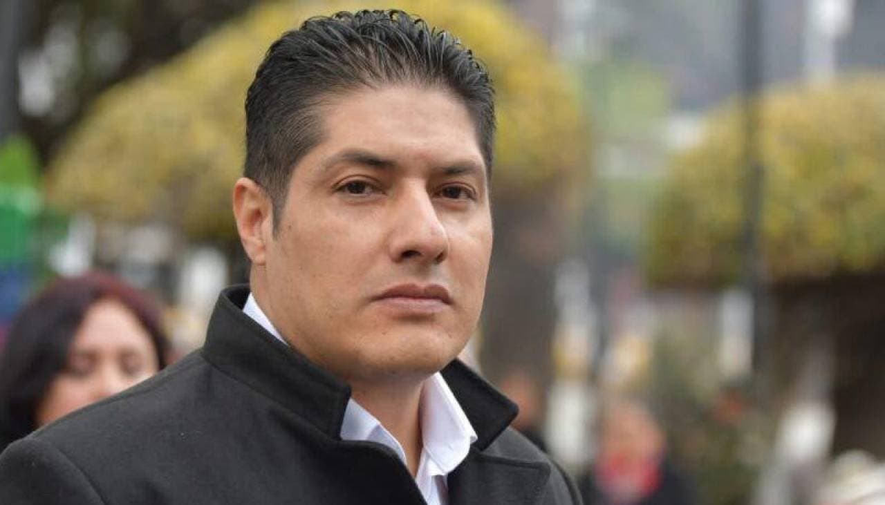 ARCE DESTITUYE AL MINISTRO DE MEDIO AMBIENTE, INVESTIGADO POR PRESUNTO ENRIQUECIMIENTO ILÍCITO