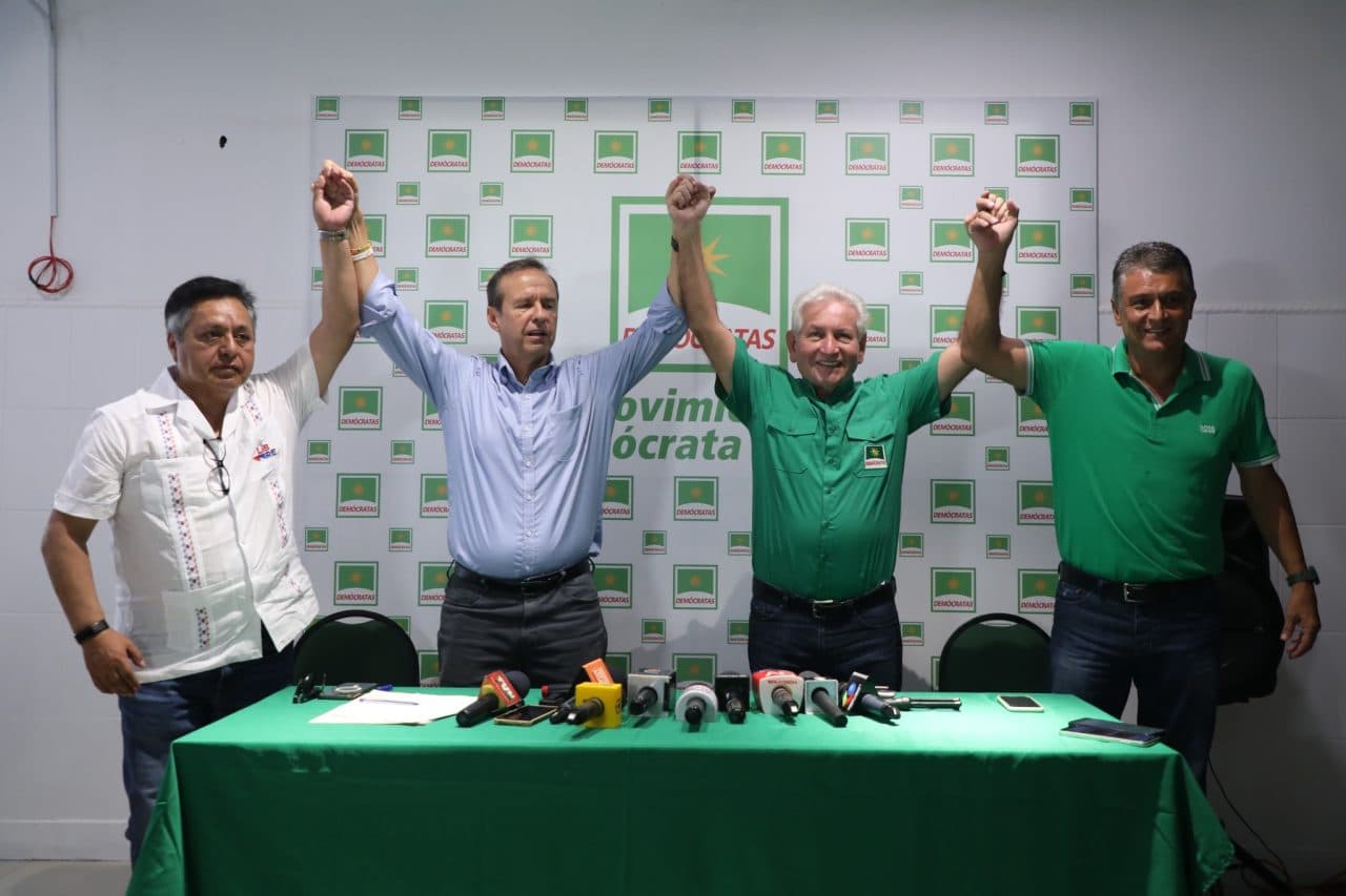 DEMOCRATAS RESPALDA OFICIALMENTE CANDIDATURA DE TUTO QUIROGA