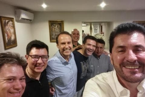 TUTO SUMA APOYO DE GARY AÑEZ Y CRECEN RUMORES EN REDES SOBRE POSIBLE FÓRMULA PRESIDENCIAL