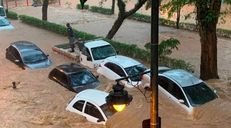 INUNDACIONES Y CAOS VIAL EN EL SUR DE BRASIL TRAS LAS INTENSAS LLUVIAS