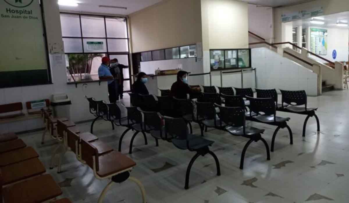 HOSPITALES CRUCEÑOS INICIAN PARO POR CINCO DÍAS