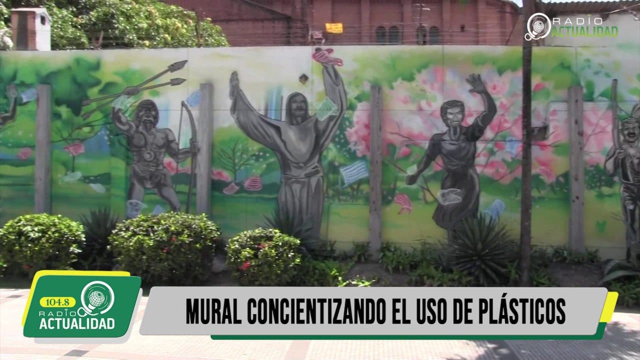 MURAL CONCIENTIZANDO EL USO DEL PLÁSTICO