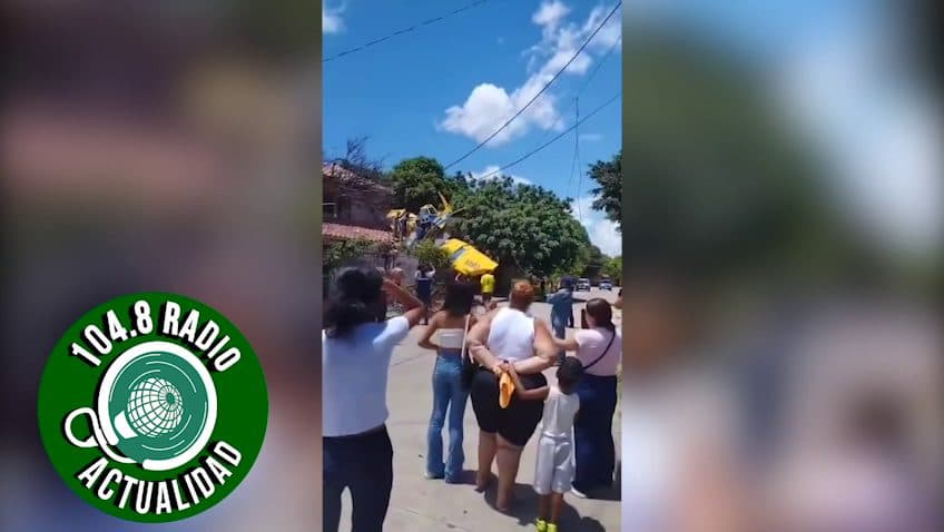 AVIONETA CAE EN UN BARRIO CERCA DEL TROMPILLO