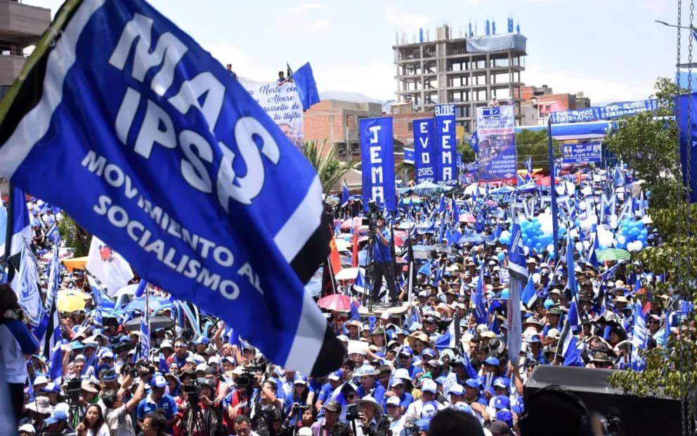 EVISTAS” SE APRESTAN A RENUNCIAR AL MAS, “ARCISTAS” ADVIERTEN QUE TAMBIÉN DEBEN DEJAR LOS ESCAÑOS DEL PARTIDO