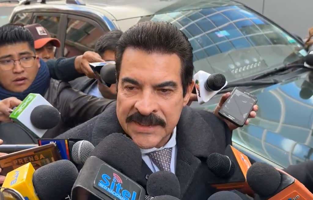 MANFRED REPROCHA A LOS QUE NO ASISTEN A REUNION CON EL GOBIERNO