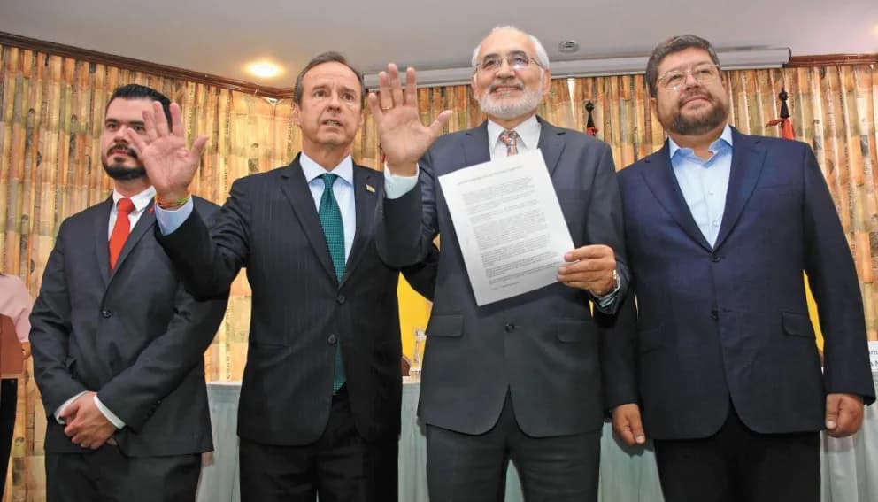 A CINCO MESES DE LOS COMICIOS HAY 17 PRECANDIDATOS PRESIDENCIALES