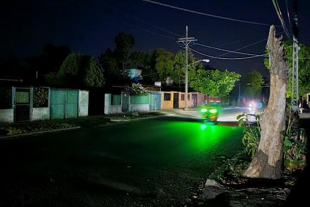 LA MAYOR PARTE DE CUBA LLEVA MÁS DE 12 HORAS SIN ELECTRICIDAD