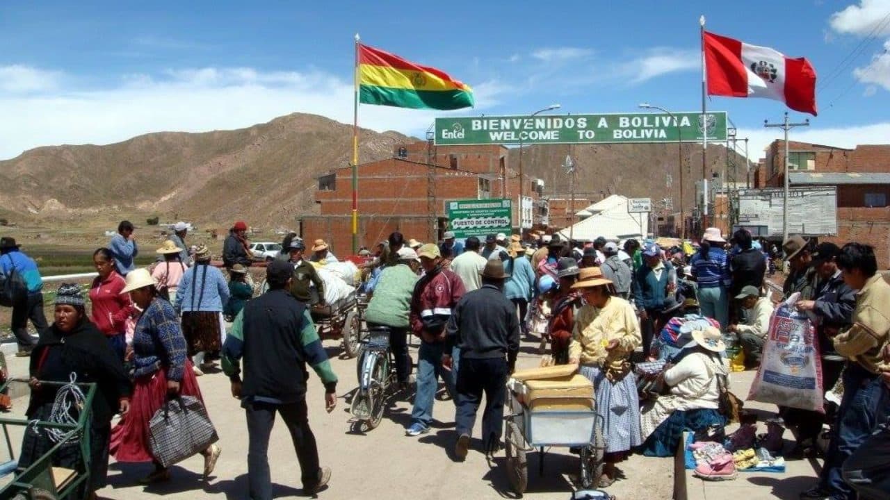 PERÚ AUMENTA CONTROL DE FRONTERA POR INGRESO ILEGAL DE BOLIVIANOS