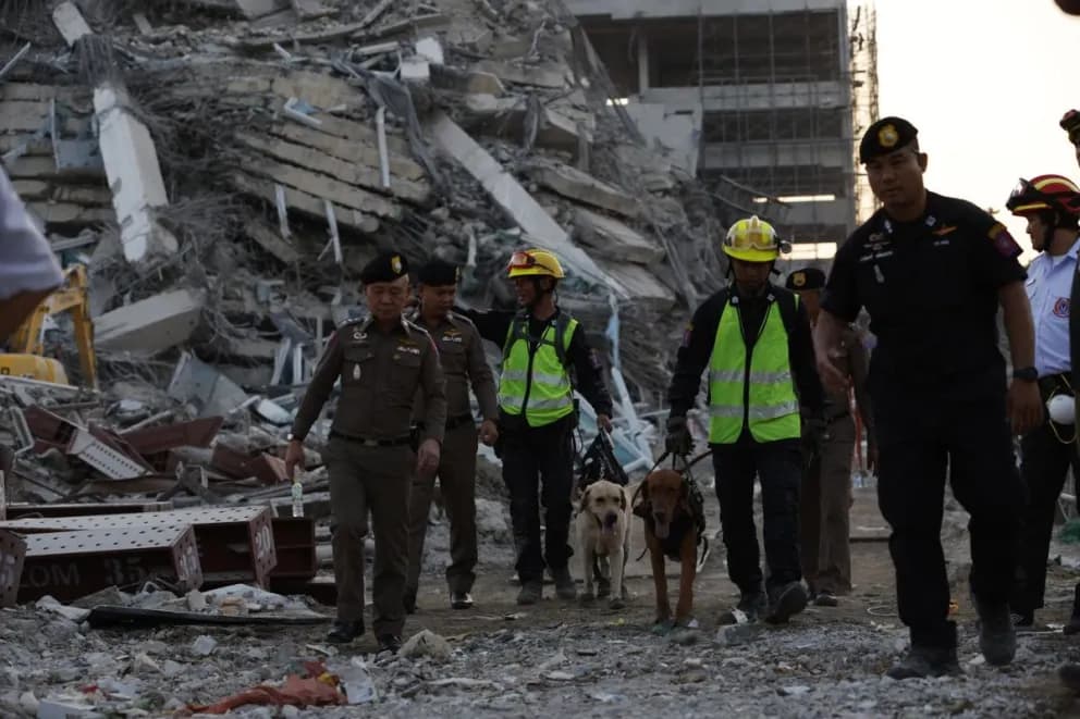 200 PERSONAS MUERTAS Y 730 HERIDOS VÍCTIMAS DEL TERREMOTO EN BIRMANIA