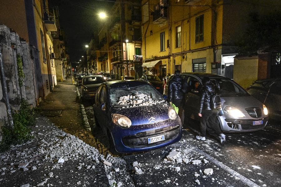 NÁPOLES ES SACUDIDO POR TERREMOTO DEL 4,4 EL MAS FUERTE HASTA AHORA