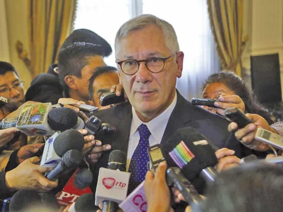 RODRÍGUEZ VELTZÉ PLANTEA ELIMINAR LA REELECCIÓN PRESIDENCIAL