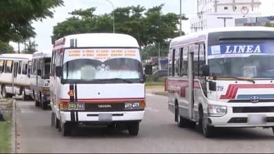 TRANSPORTISTAS AMENAZAN CON PARO INDEFINIDO POR COMBUSTIBLE