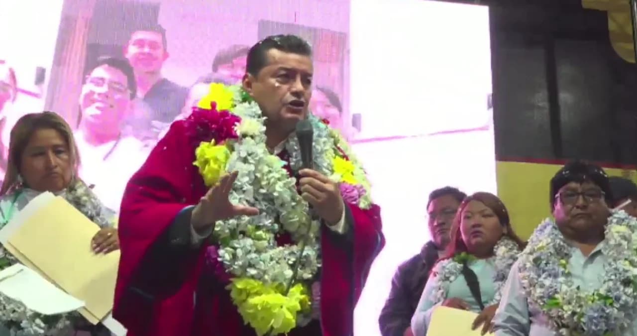 “TENEMOS SIGLA Y UNA PROPUESTA CLARA” ASEGURA JHONNY FERNANDEZ