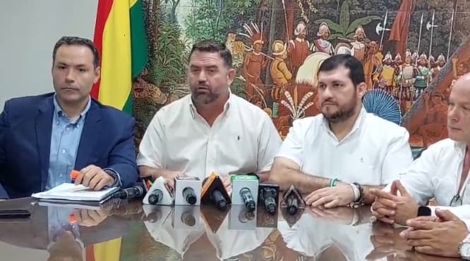 CÍVICOS Y COMITÉ MULTISECTORIAL EXIGEN CAMBIOS EN LA ECONOMÍA DEL PAÍS