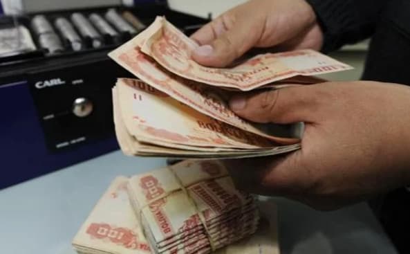 EMPRESARIOS RECHAZAN INCREMENTO SALARIAL Y ADVIERTEN RIESGOS DE INFLACIÓN Y ESTANCAMIENTO