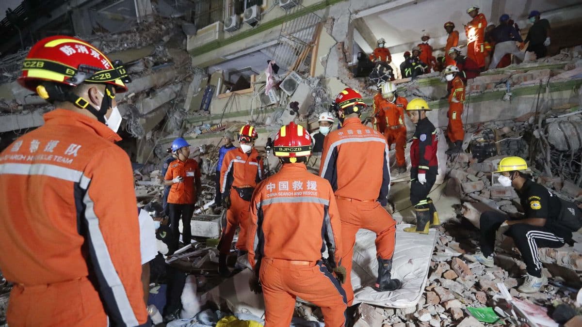 LA CIFRA DE MUERTOS POR EL TERREMOTO EN BIRMANIA SUBE A 3.354