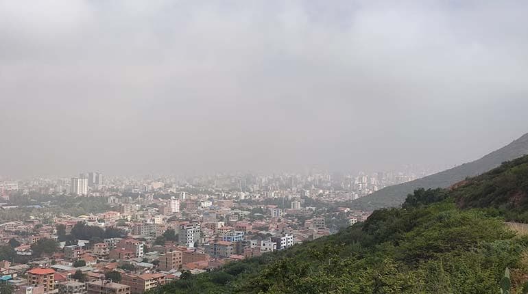 SUSPENDEN ATERRIZAJES Y DESPEGUES DEL AEROPUERTO DE COCHABAMBA DEBIDO A LA NEBLINA