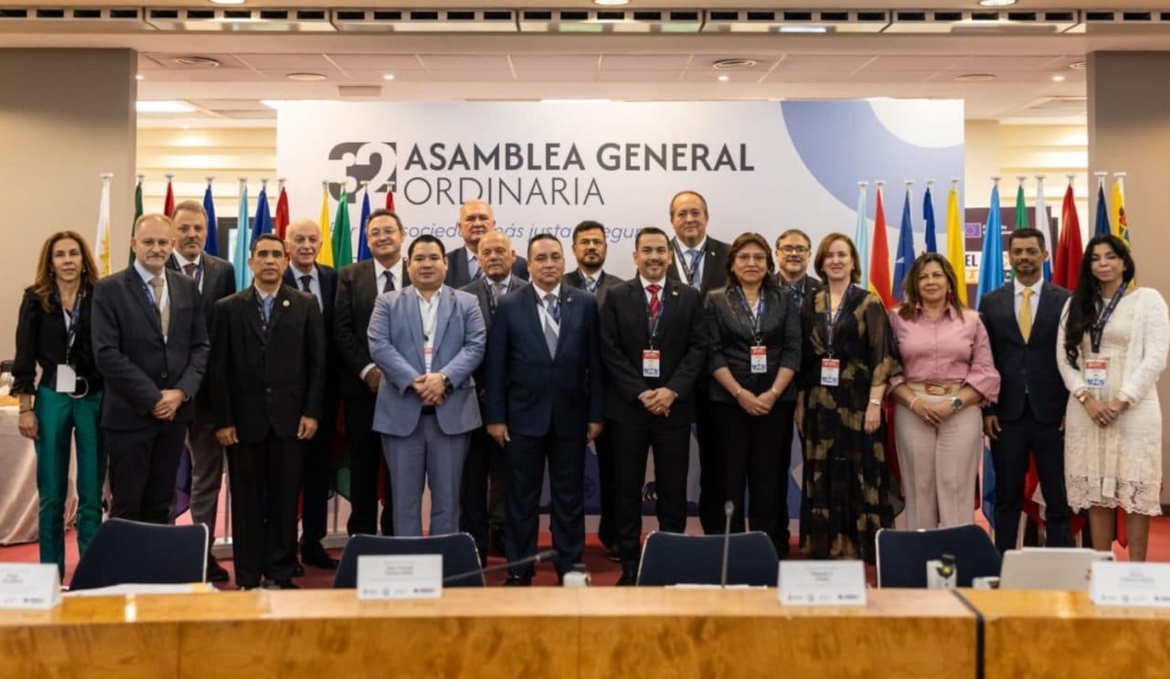 BOLIVIA LIDERA INICIATIVAS TECNOLÓGICAS EN LA LUCHA CONTRA LA CRIMINALIDAD