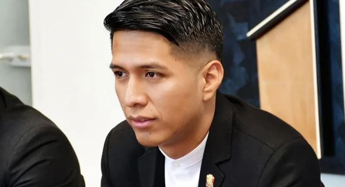 ANDRÓNICO RECHAZA RESOLUCIÓN CONTRA EL MTS