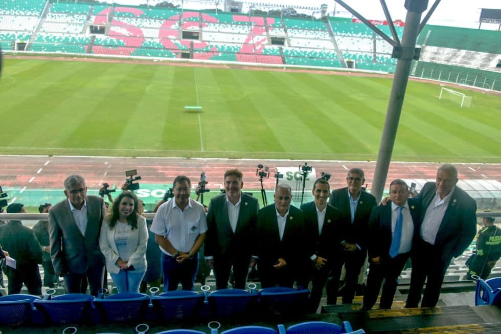 LA CONMEBOL VISITA EL ESTADIO TAHUICHI AGUILERA DE CARA A LA FINAL DE LA SUDAMERICANA