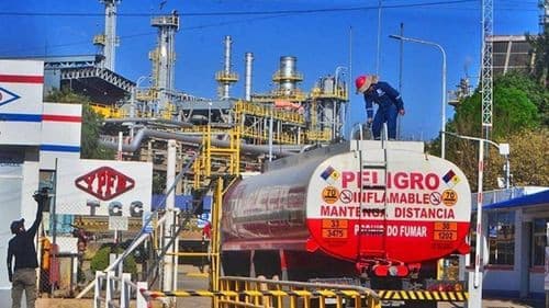 YPFB REALIZA DESPACHA PARA NORMALIZAR SITUACIÓN DE COMBUSTIBLE ESTA SEMANA