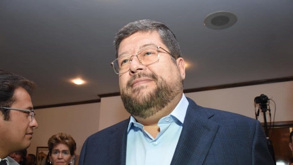 SAMUEL YA ELIGIÓ AL ACOMPAÑANTE DE FÓRMULA Y ANUNCIARÁ EL NOMBRE EL 14 DE MAYO
