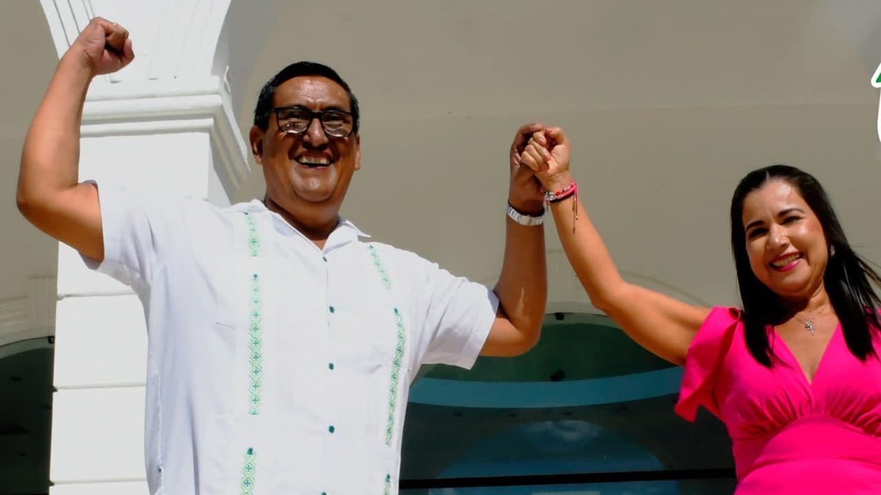 REINERIO Y JUANA SE IMPONEN EN ELECCIONES UNIVERSITARIAS