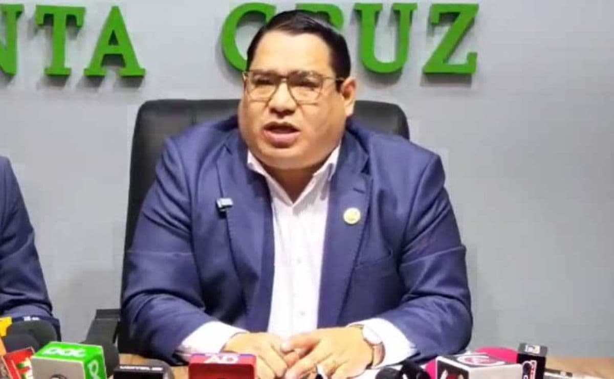 FISCALÍA ADMITE DENUNCIA CONTRA EVO Y ABRE INVESTIGACIÓN PENAL