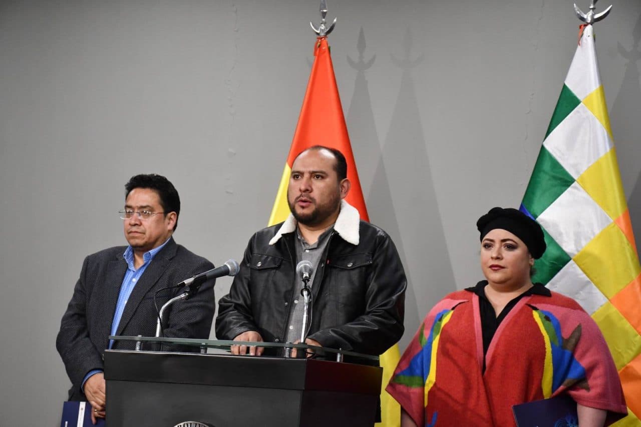 GOBIERNO ANUNCIA DEMANDA CONTRA EVO MORALES POR TERRORISMO E INSTIGACIÓN A BLOQUEOS