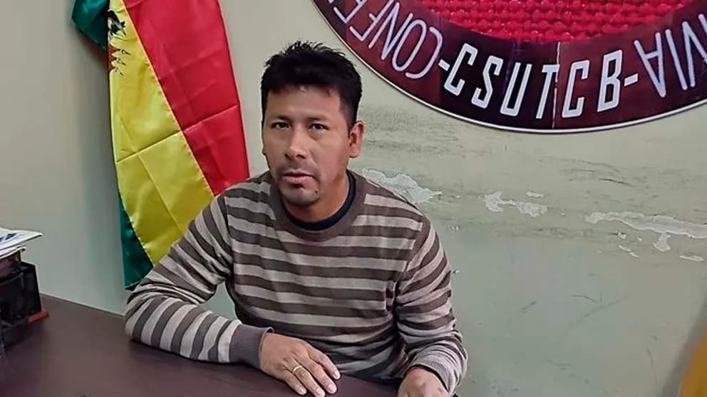 EVISTAS EXPULSAN AL DIRIGENTE HUMBERTO CLAROS DE LA CSUTCB POR ‘TRAICIÓN’