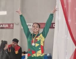MONSERRATH DE LA RIVA CLASIFICA AL MUNDIAL DE GIMNASIA DE TRAMPOLÍN EN PAMPLONA, ESPAÑA