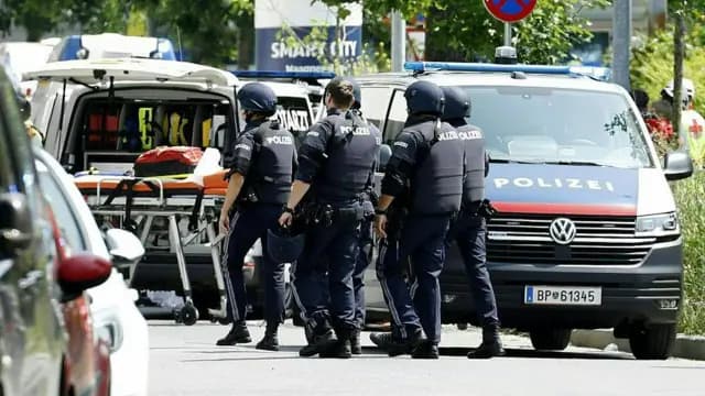 HOMBRE ARMADO MATA AL MENOS A 10 ALUMNOS Y PROFESORES EN UN COLEGIO DE AUSTRIA