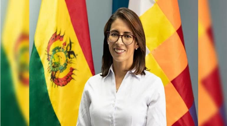 JESSICA SARAVIA ES LA NUEVA MINISTRA DE JUSTICIA