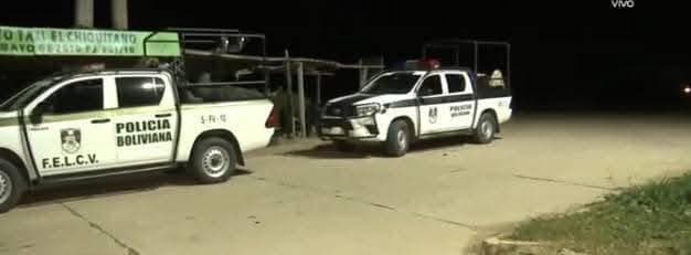 POLICIA EVITA INSTALACIÓN DE UN PUNTO DE BLOQUEO EN CARRETERA A PAILÓN