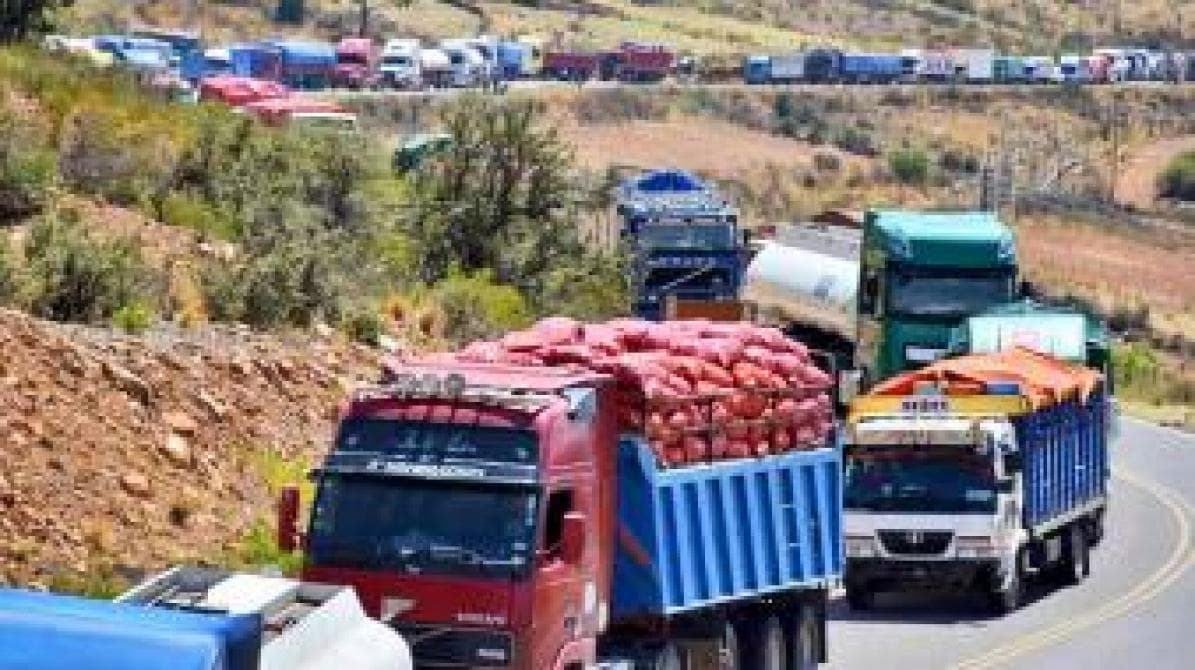MINERÍA CALCULA PÉRDIDA DE $US 100 MM Y EL AGRO, BS 504 MM EN DÍAS DE BLOQUEOS